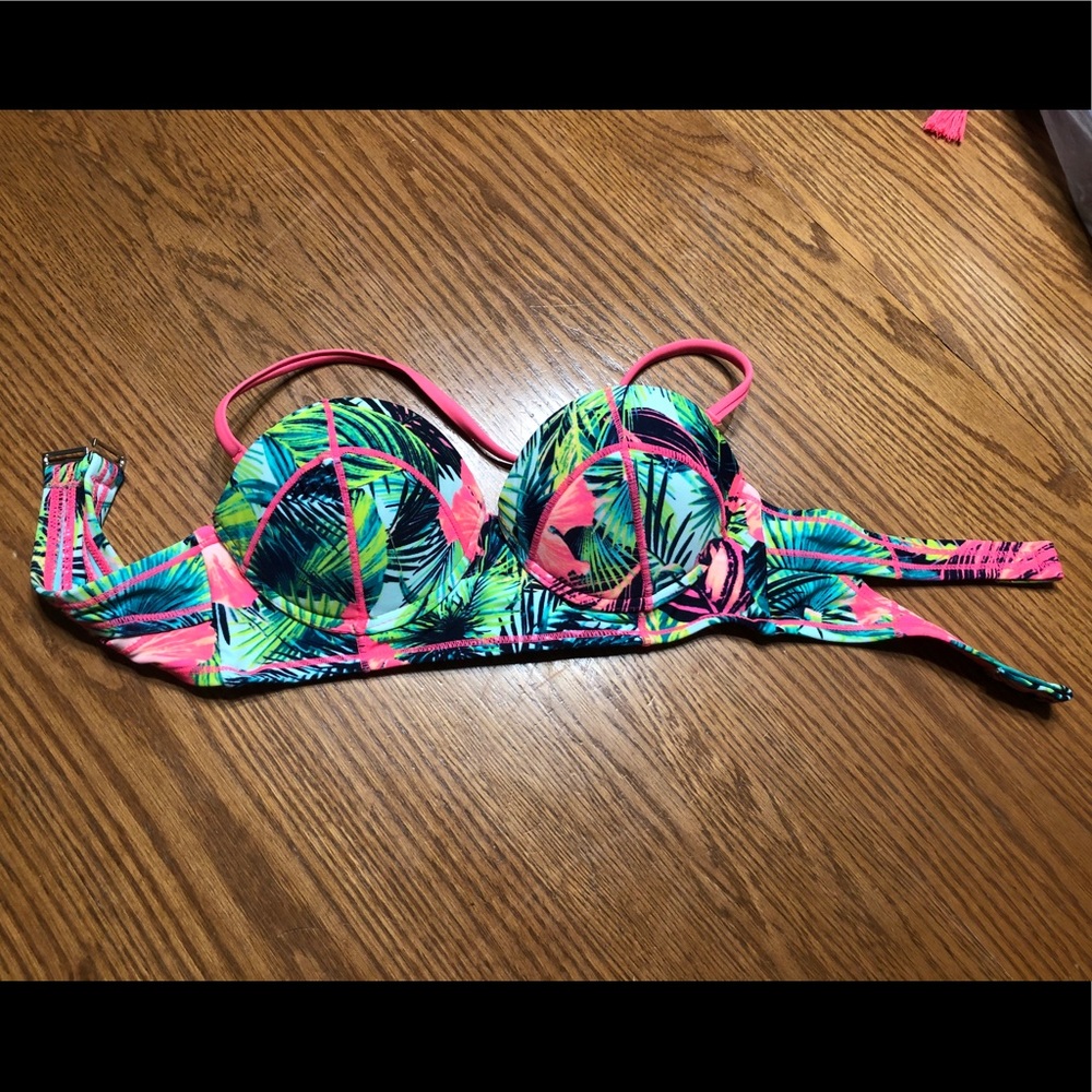 Hawaiian floral bikini top.